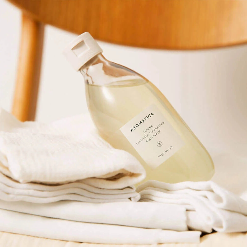 Dušas gels ar lavandu un majorānu Aromatica Serene Lavender&Marjoram Body Wash