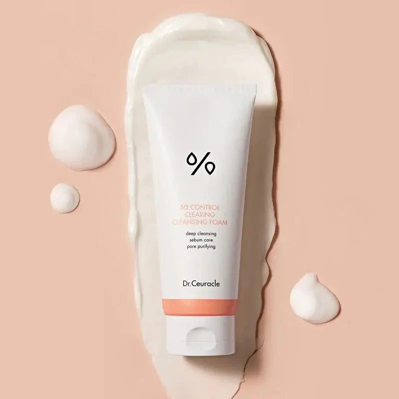 Sebumu regulējošās putiņas taukainai ādai Dr.Ceuracle 5α Control Clearing Cleansing Foam