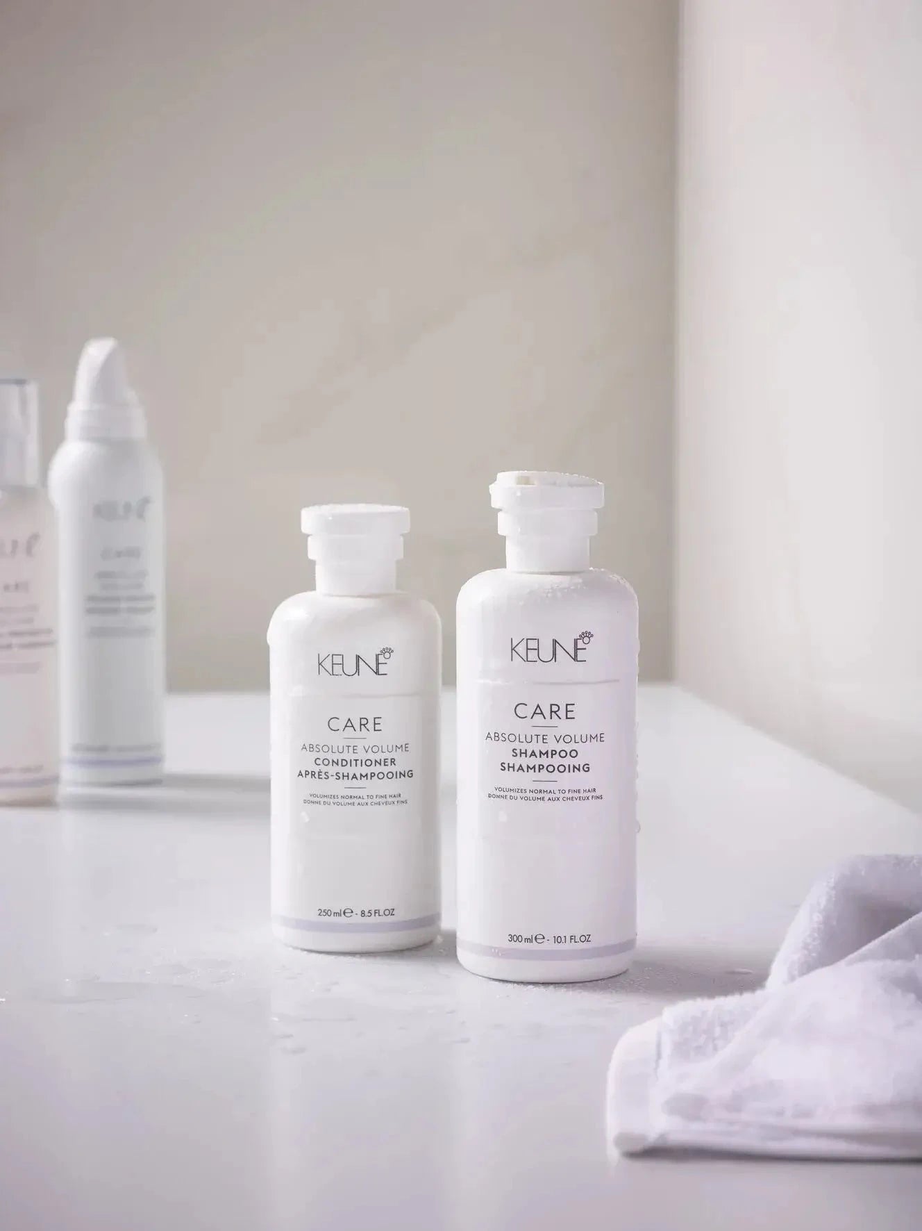 Maigs šampūns apjoma piešķiršanai Keune CARE Absolute Volume Shampoo