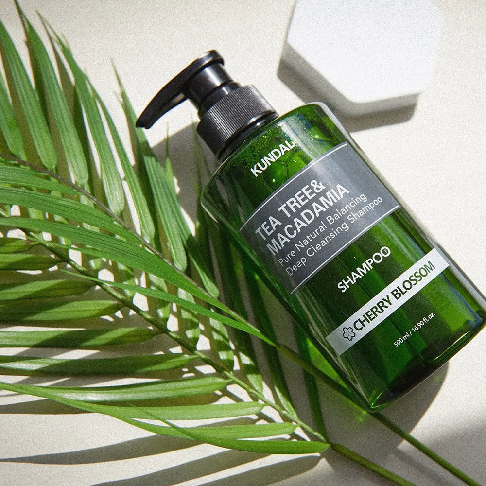 Kundal Tea Tree & Macadamia Deep Cleansing Shampoo Cherry Blossom