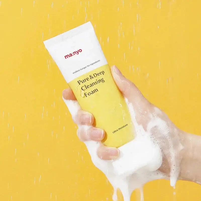Putiņas dziļai poru attīrīšanai ar keramīdiem Manyo Pure Deep Cleansing Foam