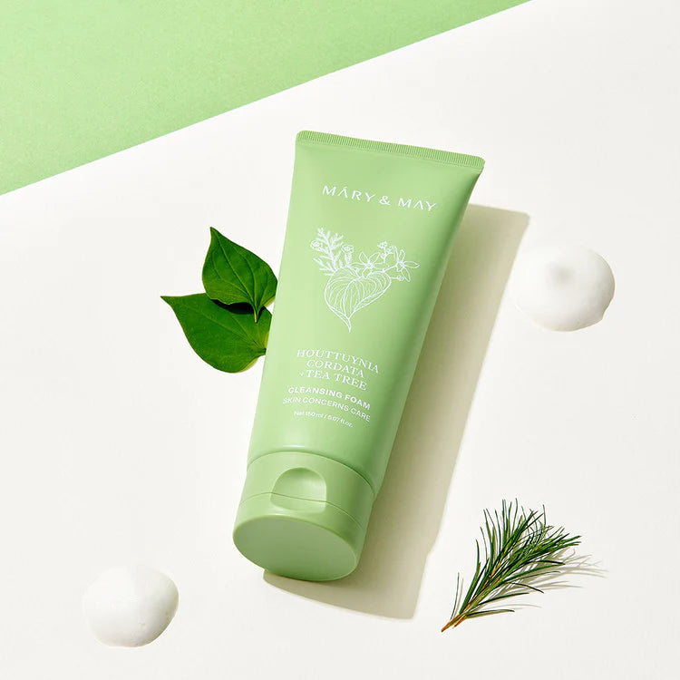 Oczyszczająca pianka do skóry wrażliwej Mary&May Houttuynia Cordata + Tea Tree Cleansing Foam