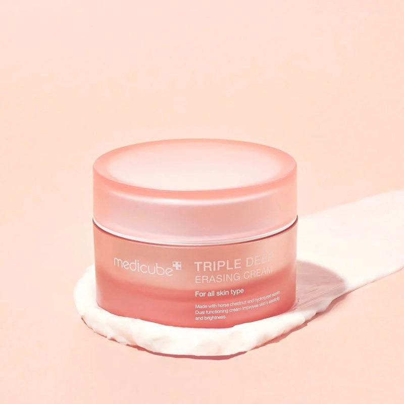 Nostiprinošs krēms sejai Medicube Triple Collagen Cream 4.0
