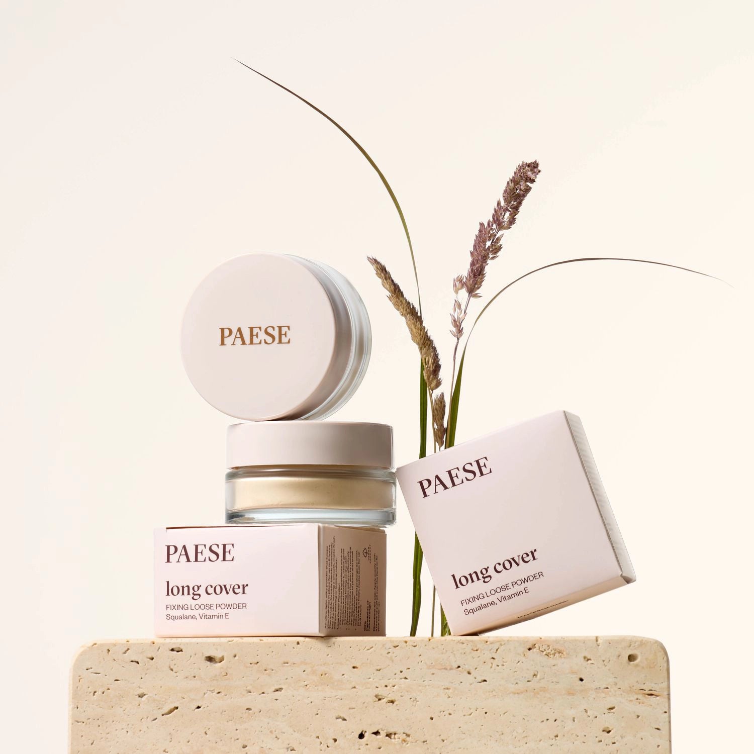 Lekki puder utrwalający Paese Long Cover Powder