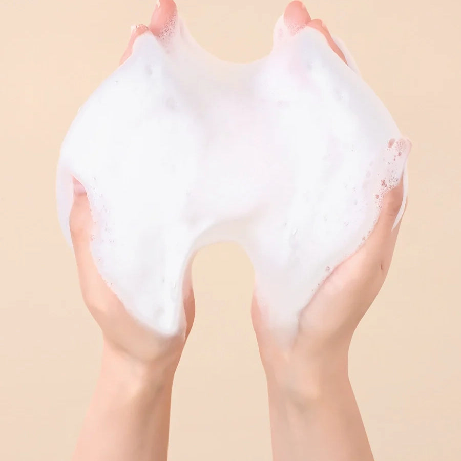Maigi attīrošas putiņas ROUND LAB Soybean Panthenol Cleanser