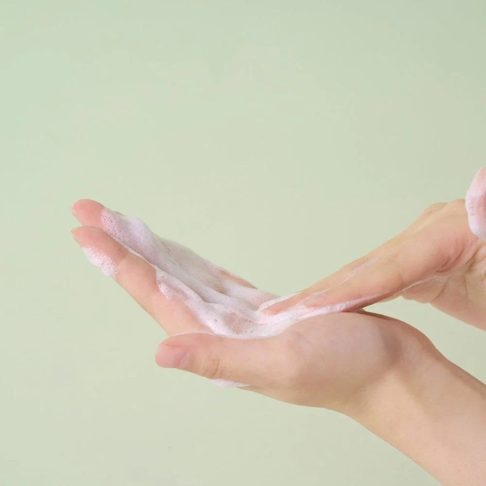 Antibakteriālas putiņas sejas mazgāšanai SKIN1004 Madagascar Centella Tea-Trica BHA Foam