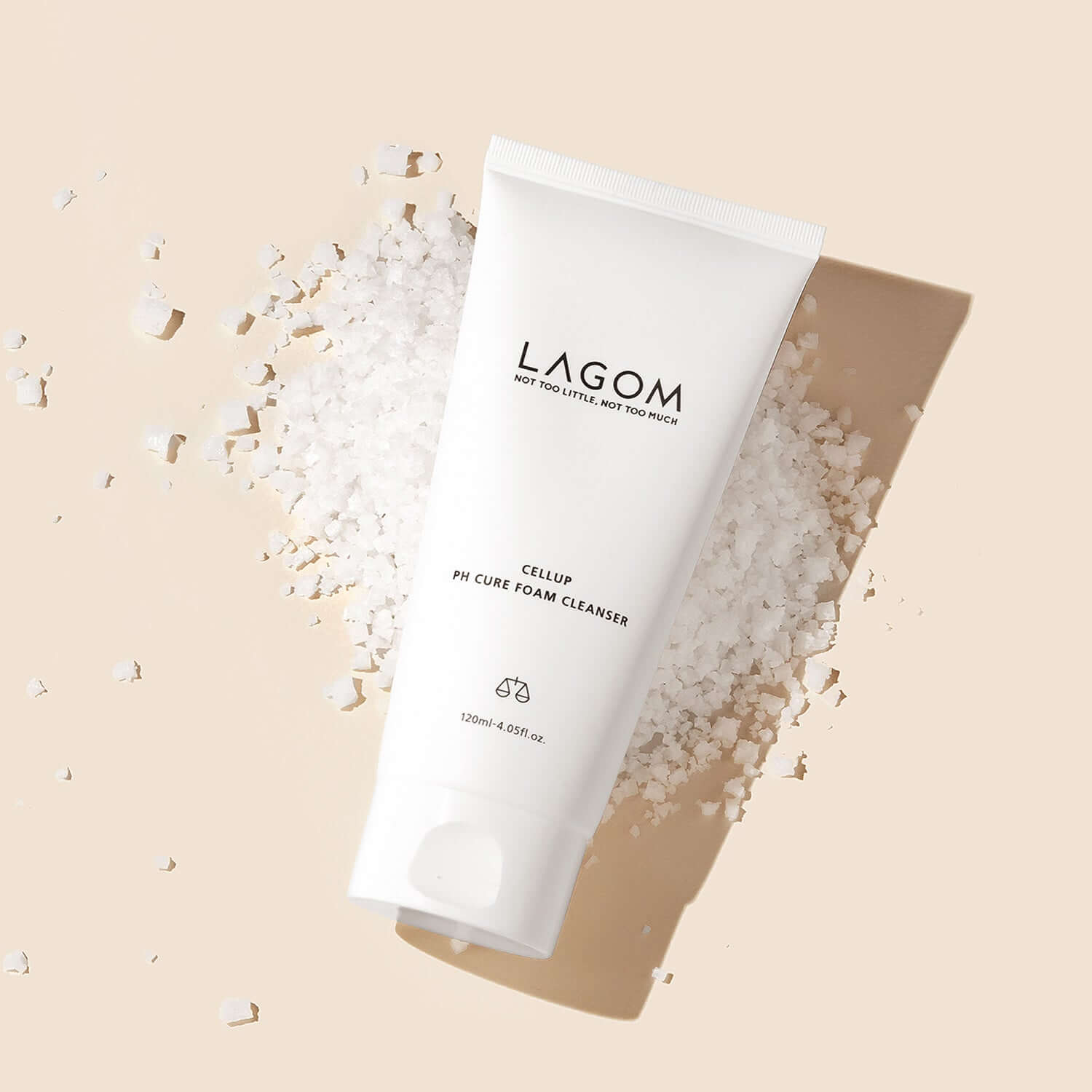 Mitrinošas vājskābes putiņas sejas mazgāšanai Lagom Cellup Ph Cure Foam Cleanser