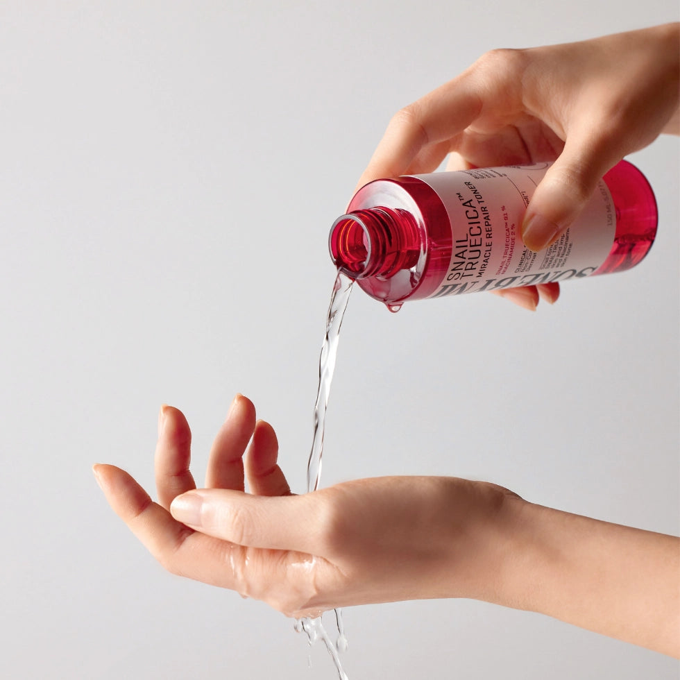 Atjaunojošs toniks ar melno gliemežu mucīnu Some By Mi Snail Truecica Miracle Repair Toner
